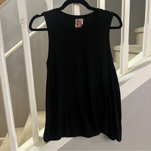 Women’s Cinnamon Girl Basic Sleeveless Shirt Black Viscose Soft Small